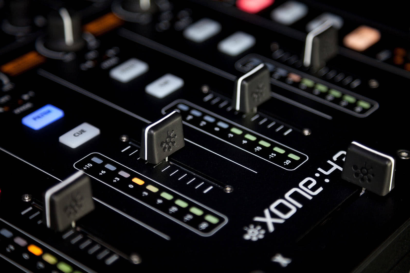 Allen & Heath Xone 43