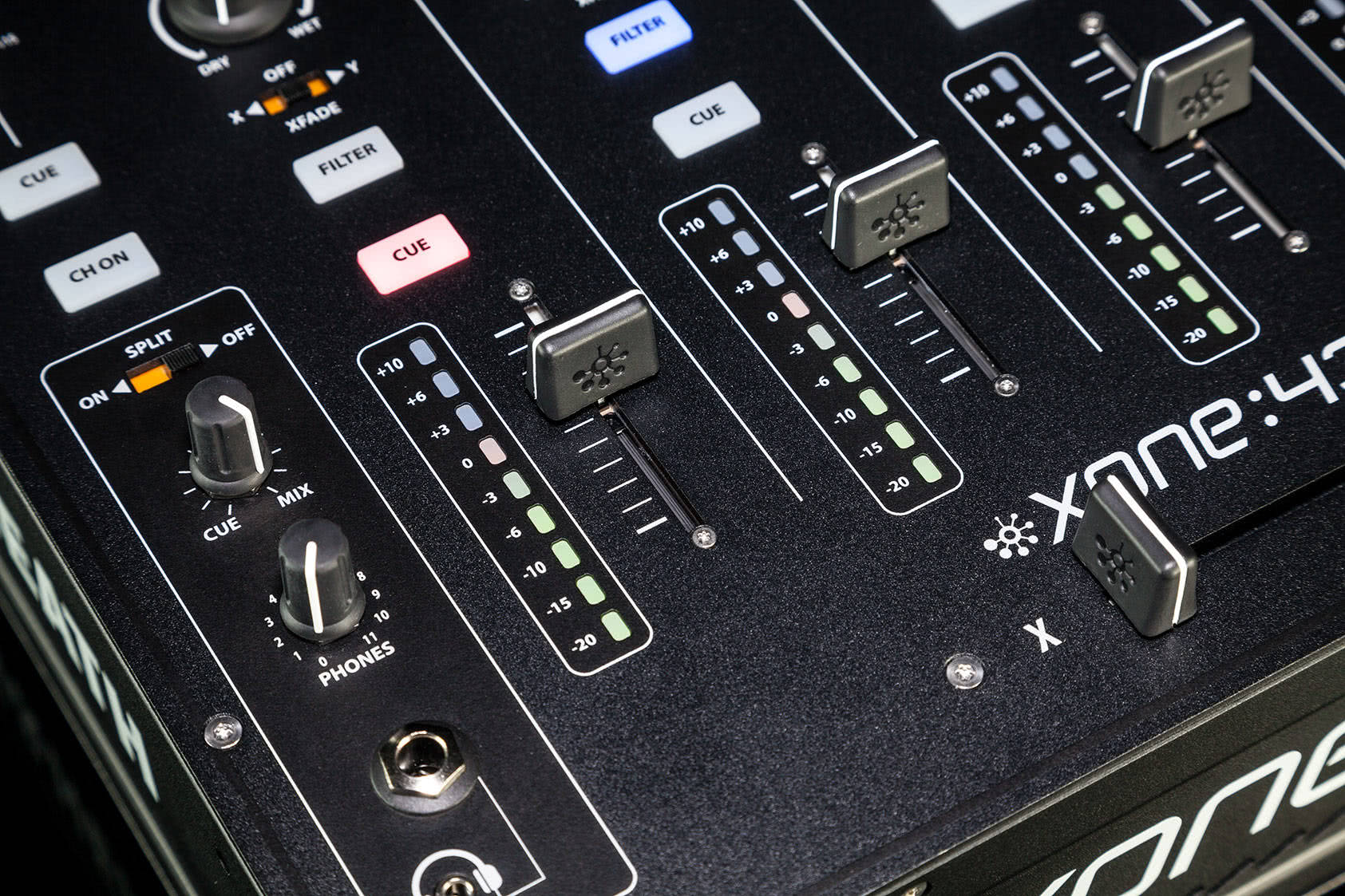 Allen & Heath Xone 43